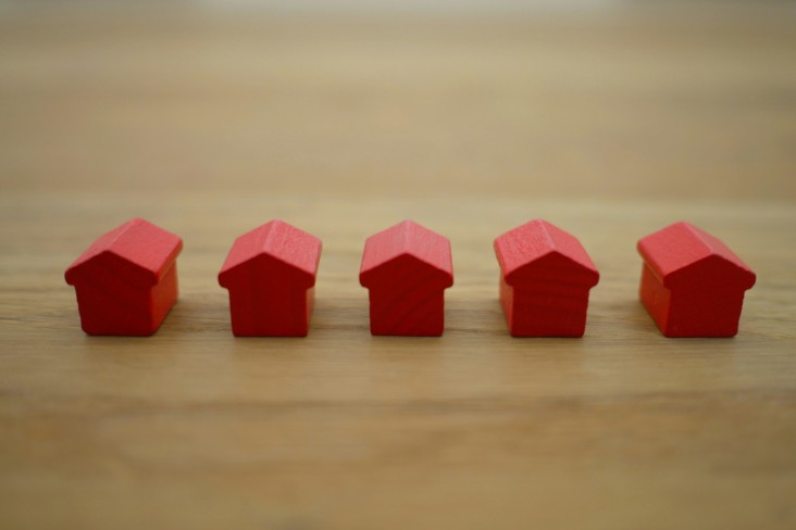 Monopoly houses