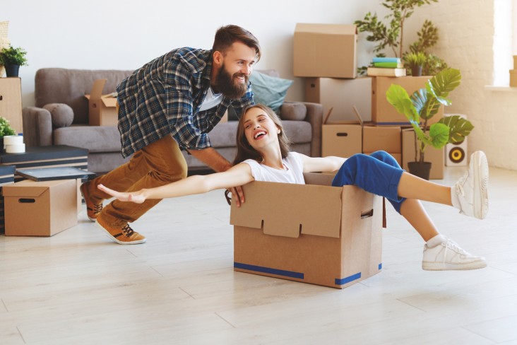 Couple moving in to house 