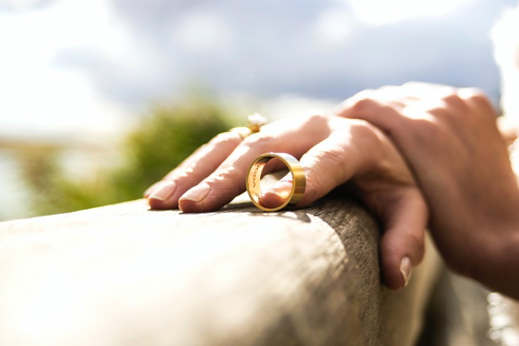 hand and wedding ring